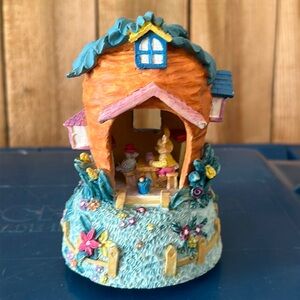 Small light up Easter figurine